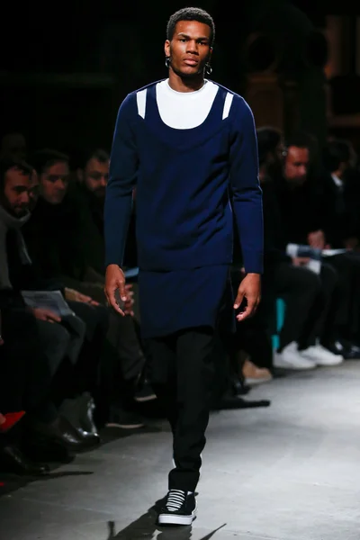 Look 5